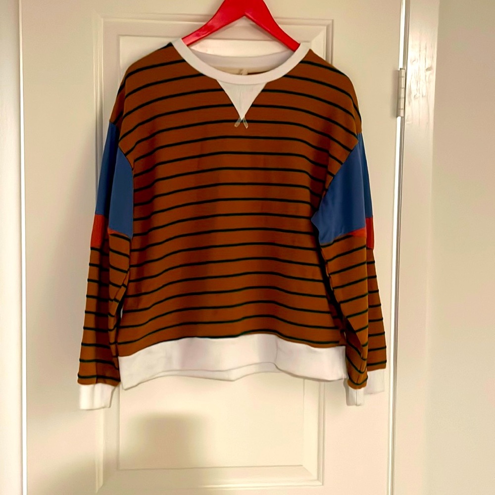 Roolee top XL great condition